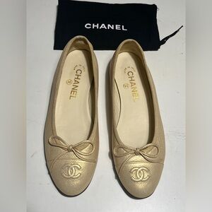 CHANEL Metallic Gold Flats